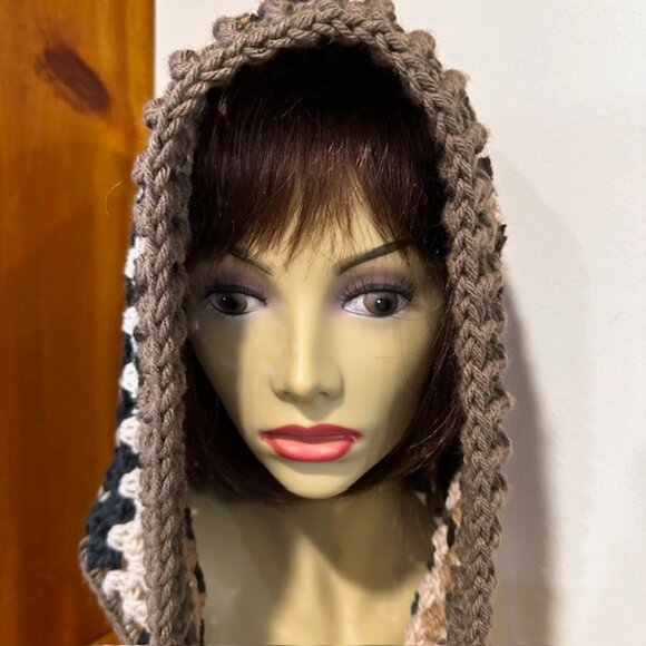 Hand Knit / Crochet Granny Style Hoodie with ties & faux fur pom pom for winte - Picture 3 of 10